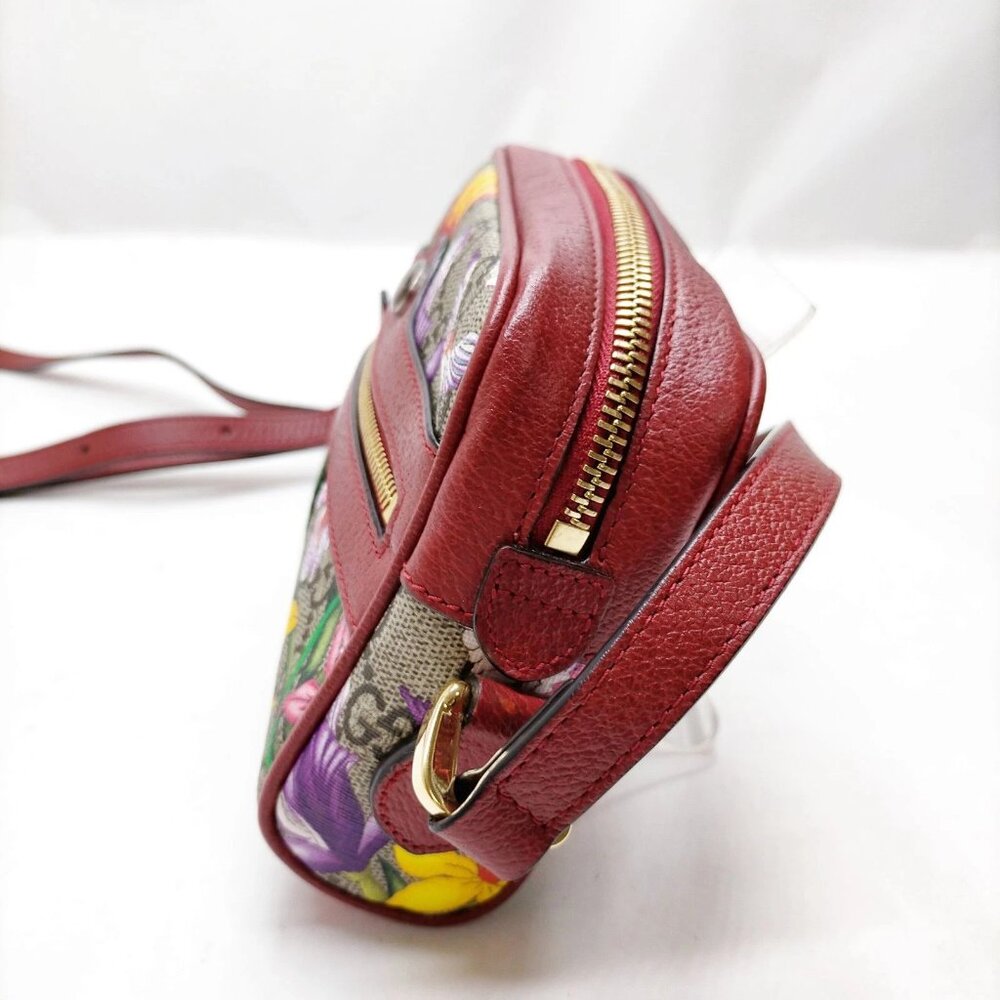 Authentic Gucci Sherry Line Red PVC Crossbody Bag mn568-022626 - Picture 3 of 16